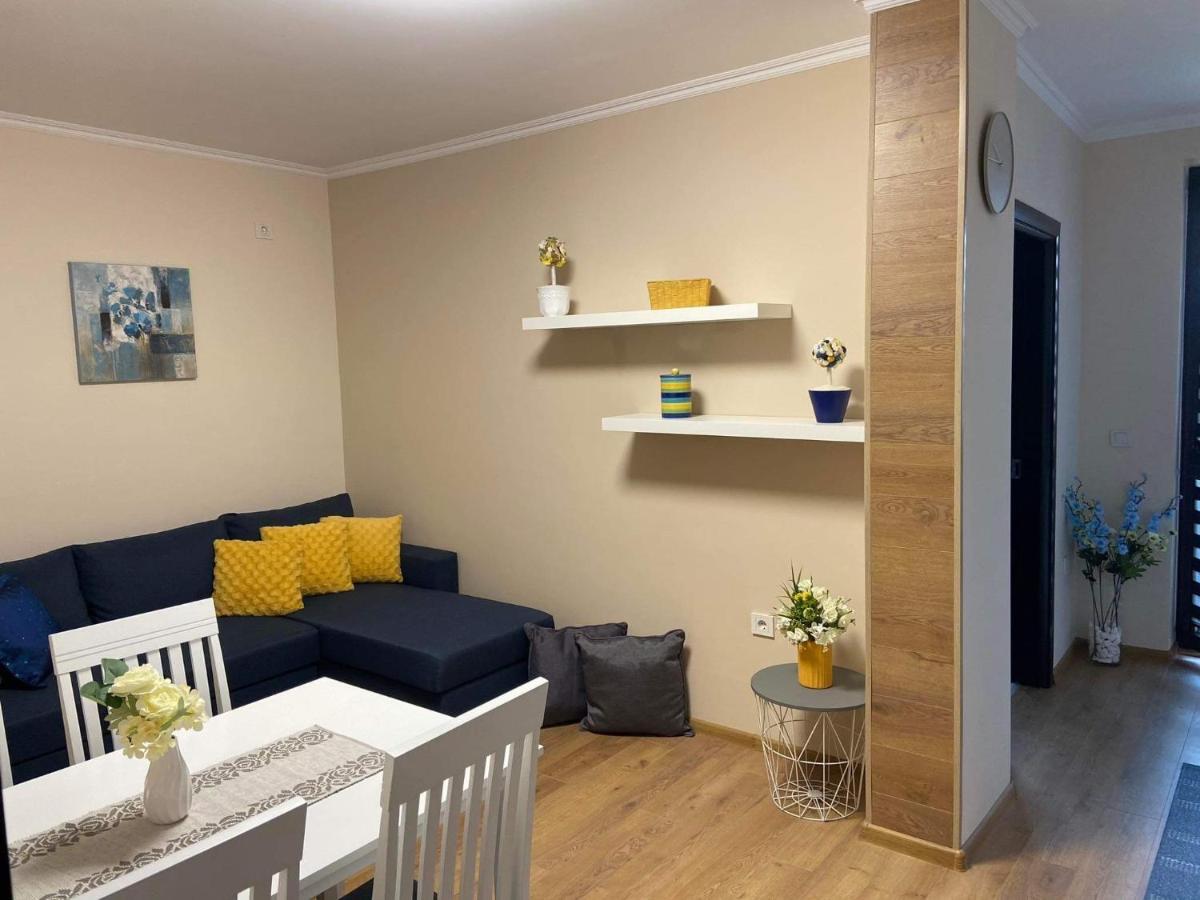 Flowers Garden Apartment Veliko Tarnovo Kültér fotó